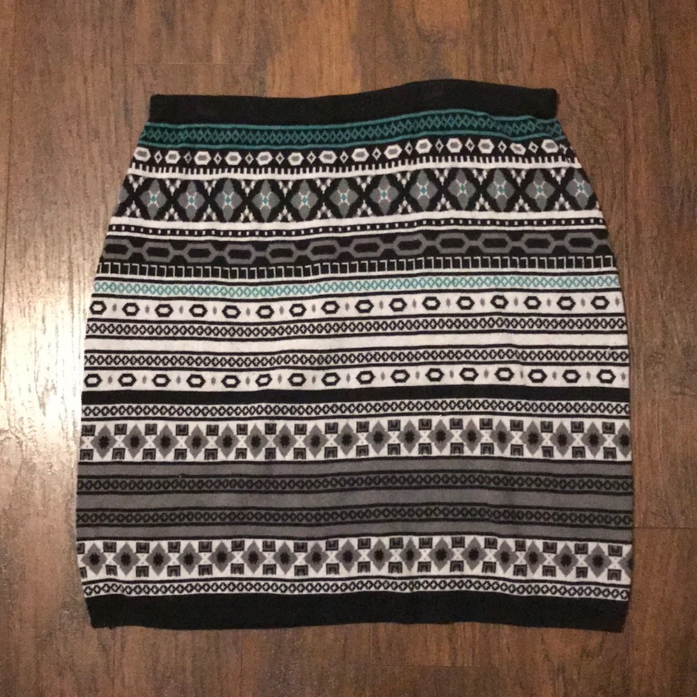 Cute knight skirt -runs lager vs XL